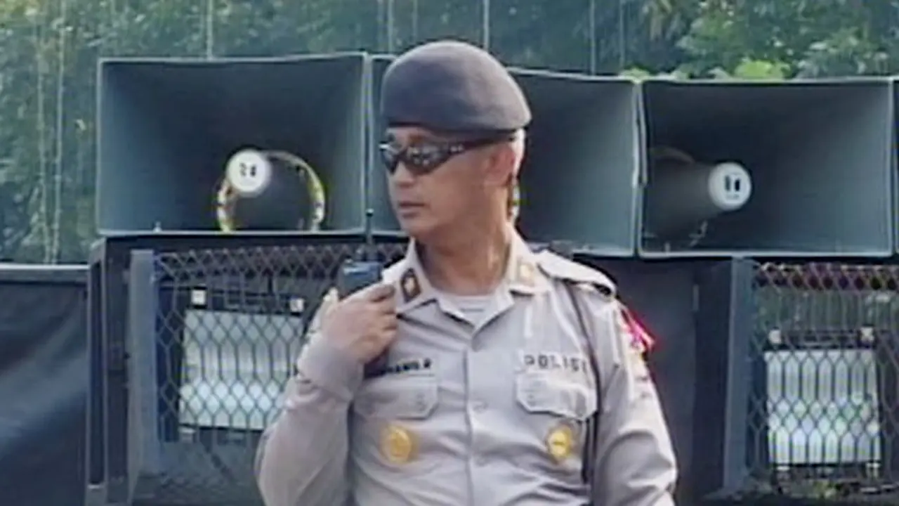 BRIMOB TIBA+PENGAMANAN - Liputan6 Siang