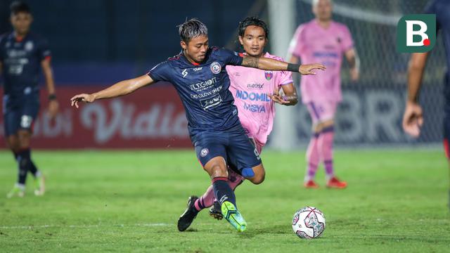 Foto: Gol Moh Edo di Menit Injury Time, Putuskan Rekor Kemenangan Beruntuk Arema FC di BRI Liga 1 2021 / 2022