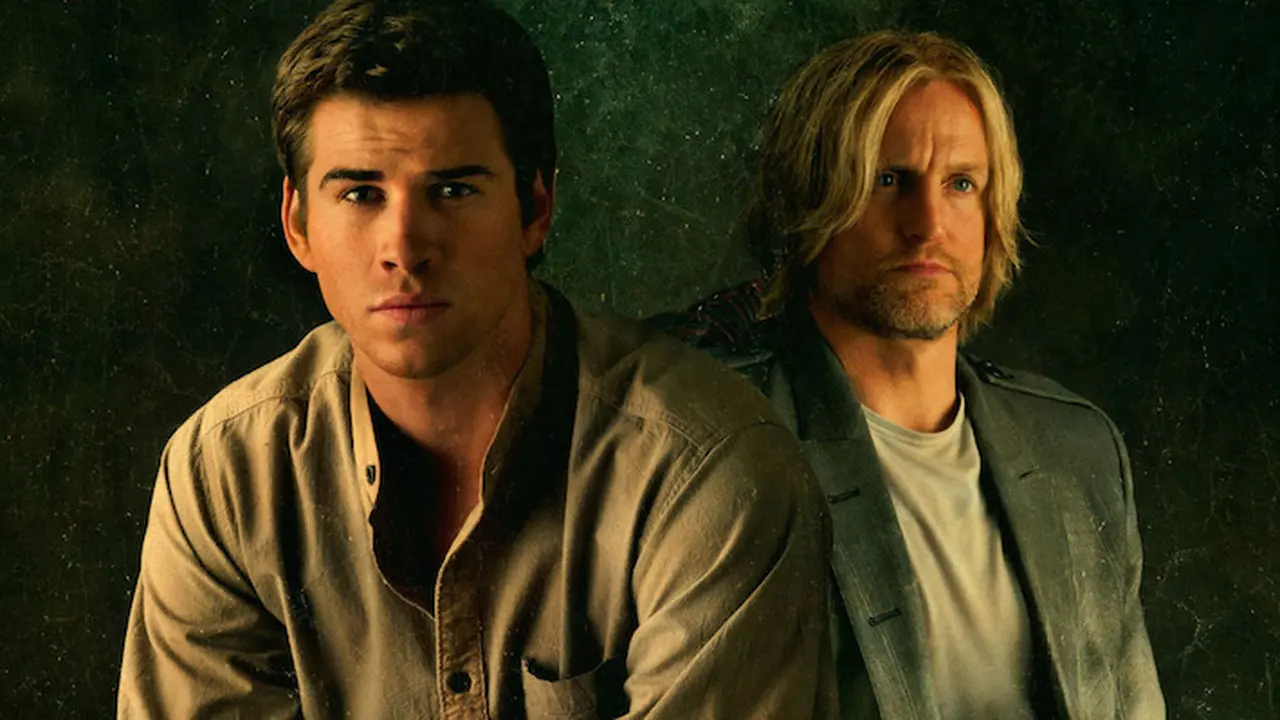 Liam Hemsworth Main Film Koboi Bareng Woody Harrelson