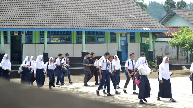Suasana di sebuah SMP Negeri di Cilacap. (Foto: Liputan6.com/Muhamad Ridlo)