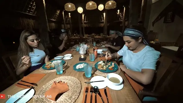 7 Potret Ashanty Liburan di Sumba, Sambil Jemput Asisten Rumah Tangganya