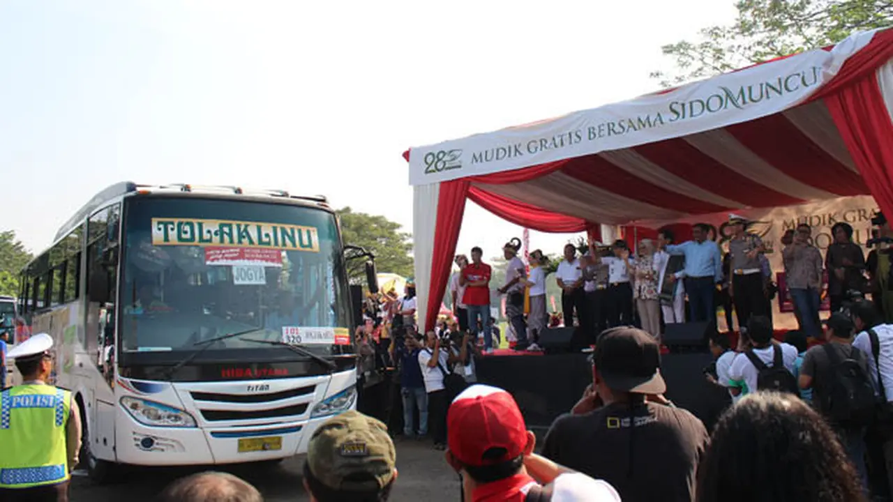 Beginilah Suasana Mudik Gratis 15 Ribu Pedagang Jamu Sido Muncul