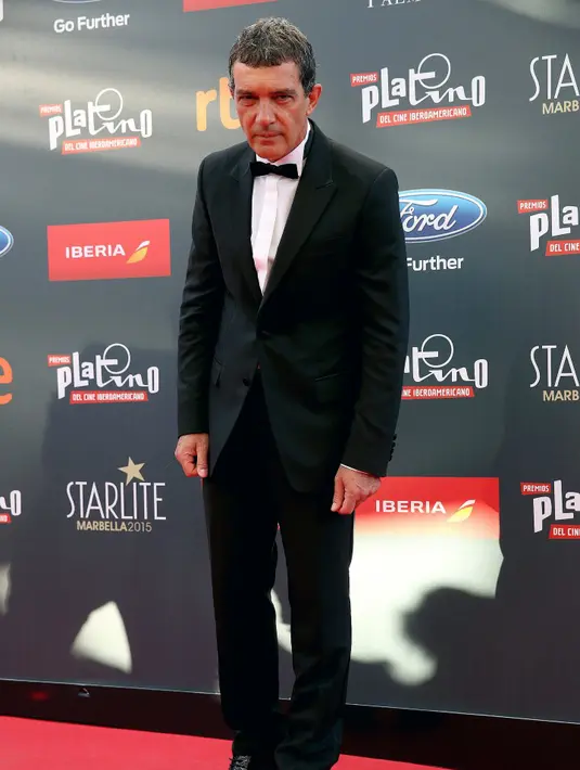 Dengan bangga Antonio mengunggah sebuah foto dari kelasnya ke Twitter dan Instagram. (Bintang/EPA)