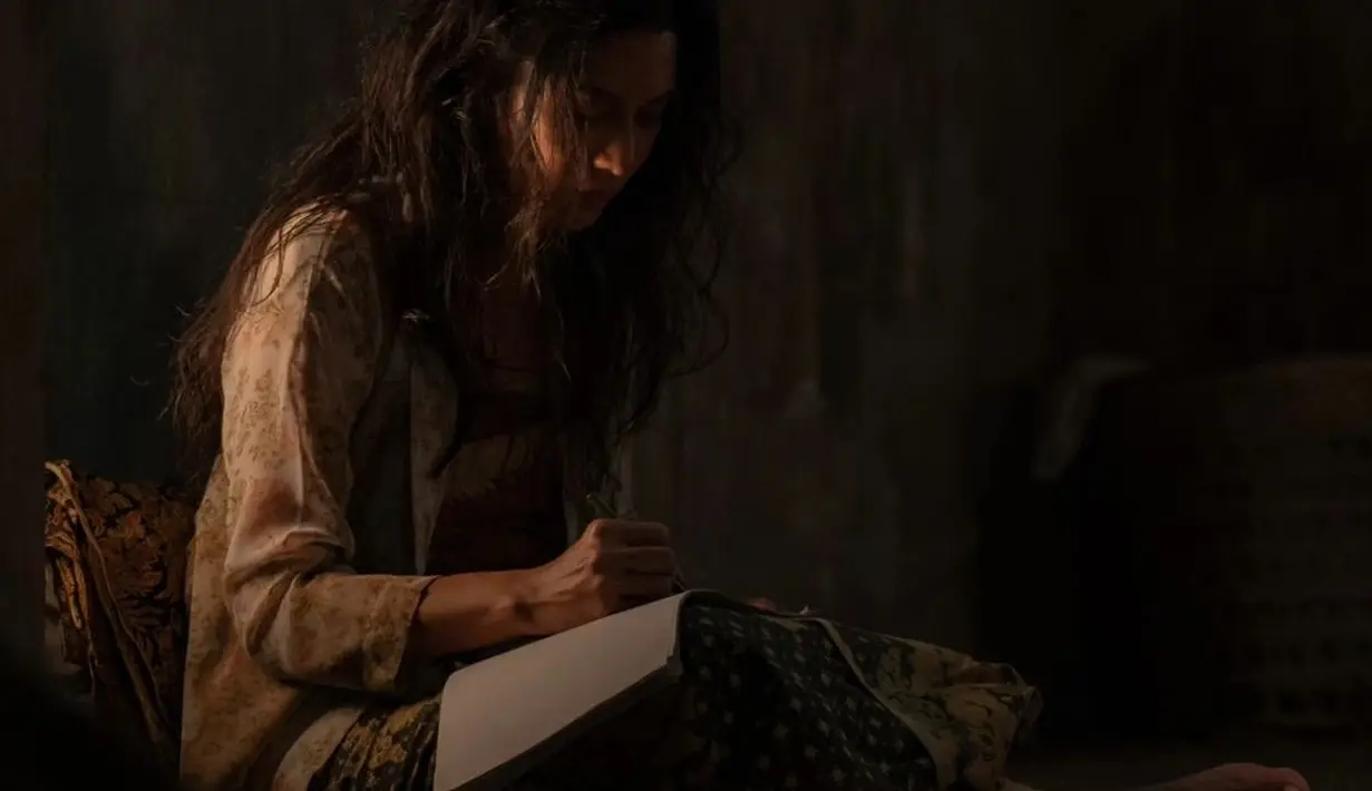 Di masa terpuruknya, Dasiyah bahkan tidak meninggalkan kebaya sebagai baju sehari-hari [@hagaipakan]