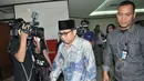 Mantan Sekjen ESDM, Waryono Karno meninggalkan ruangan usai mengikuti sidang dengan agenda tanggapan jaksa penuntut umum (JPU) KPK atas nota keberatan atau eksepsi terdakwa di Pengadilan Tipikor, Jakarta, Senin (18/5/2015). (Liputan6.com/Herman Zakharia)