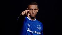 Pemain asal Brasil, Richarlison, resmi berseragam Everton. (Twitter Everton)