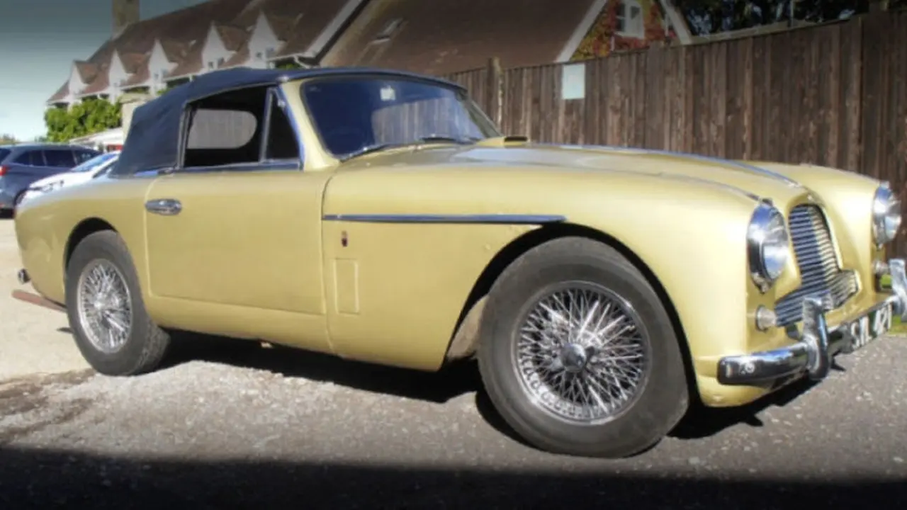 Aston Martin DB2/4 Mark II