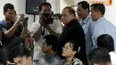 Setelah beberapa kali tertunda karena sakit jantung, terdakwa kasus dugaan suap proyek PLTU Tarahan, Lampung pada 2004 lalu, Izedrik Emir Moeis akhirnya hadir mengikuti sidang pembacaan vonis, Senin (14/4/2014) (Liputan6.com/Johan Tallo)