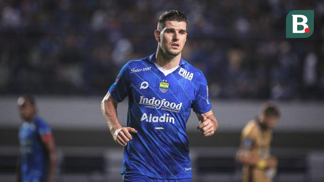 Persib Bandung vs Dewa United - BRI Liga 1 2023/2024