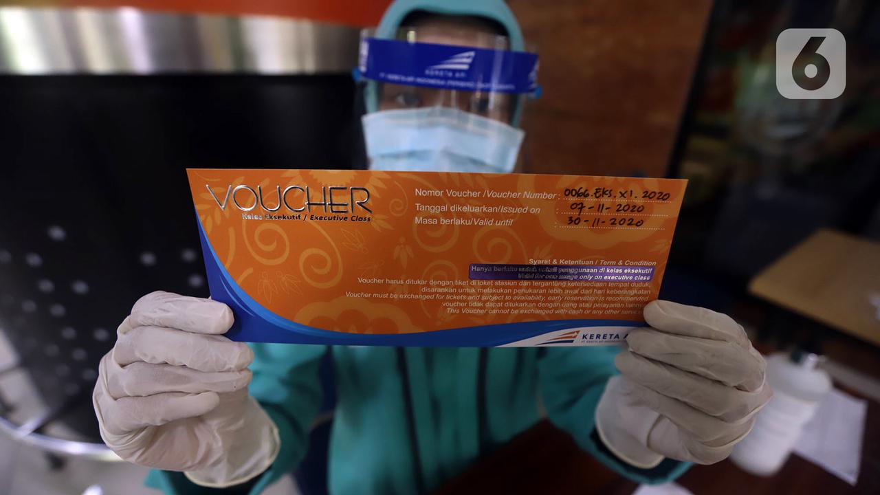 FOTO: PT KAI Bagikan 10.000 Tiket Gratis untuk Guru dan Nakes