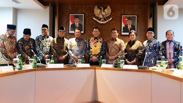 Pimpinan MPR menggelar rapat