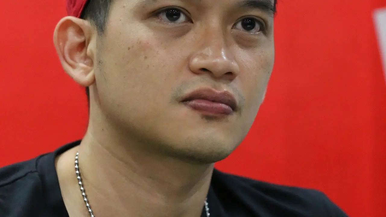 [Bintang] Rezky Aditya dilaporkan Wenny Ariani ke polisi