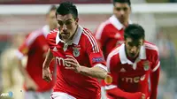 Benfica Singkirkan Newcastle
