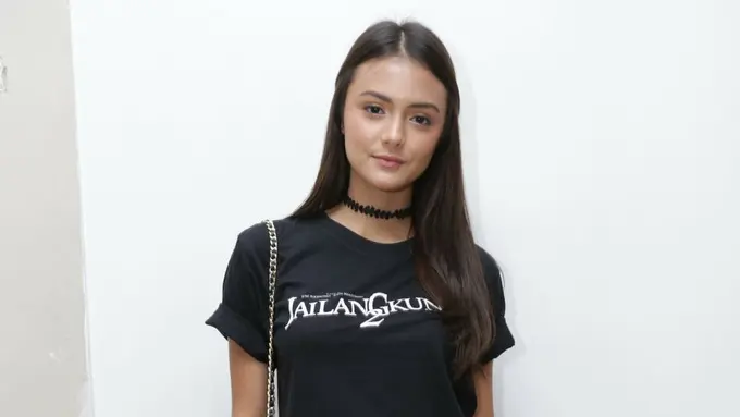 [Bintang] Amanda Rawles