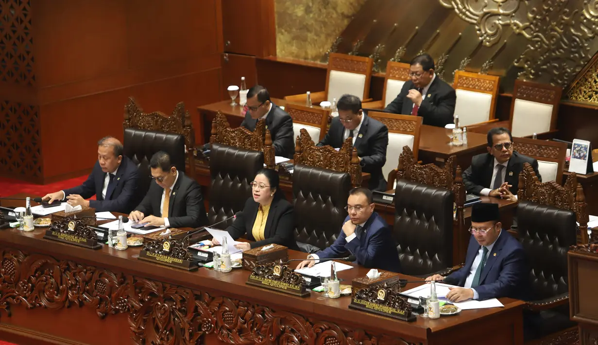 Rapat Paripurna Ke-4 DPR RI Masa Persidangan I Tahun Sidang 2024-2025 dipimpin langsung Ketua DPR, Puan Maharani. (merdeka.com/Arie Basuki)