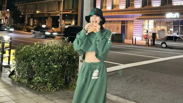 Lisa Blackpink kini tampil tanpa poni, credit: Instagram: (@lalalalisa_m)