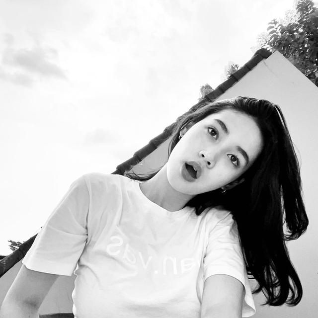 7 Potret Terbaru Aisha Nurra Datau, Putri Ine Febrianti yang Beranjak Dewasa