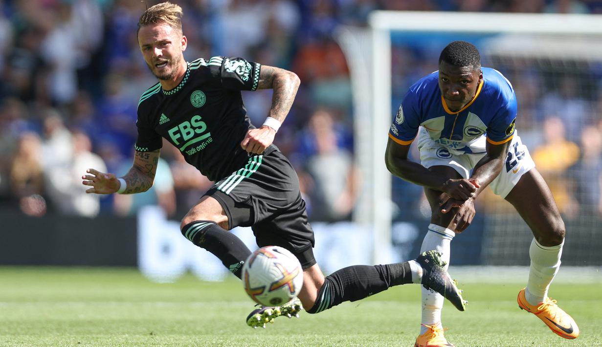 Moises Caicedo. Gelandang Ekuador berusia 18 tahun ini didatangkan Graham Potter pada tengah musim 2020/2021. Ia ditebus Brighton dari Independiente dengan nilai transfer 5 juta euro. Musim 2022/2023 ini ia telah tampil dalam 11 laga di Liga Inggris dengan torehan 1 gol. Bersama Timnas Ekuador ia telah mengoleksi 25 caps dengan torehan 2 gol dan 4 assist sejak melakukan debut pada 9 Oktober 2020. (AFP/Adrian Dennis)