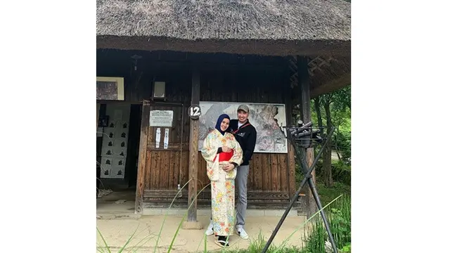 Babymoon, Ini 5 Gaya Kartika Putri Saat Liburan ke Jepang Bareng Suami
