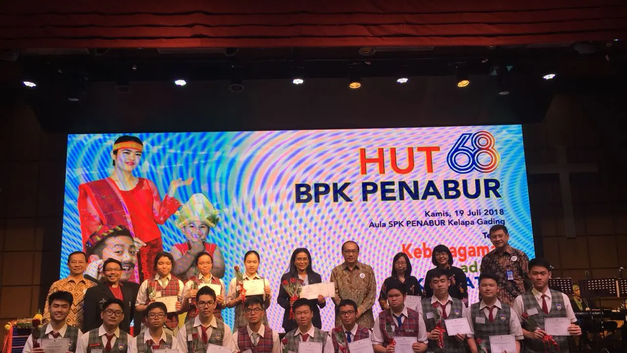 Siswa Penabur Raih Medali Emas Olimpiade Sains di Padang
