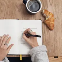 Menurunkan kolesterol dengan menyusun meal plan. (Foto: Unsplash/Cathryn Lavery)