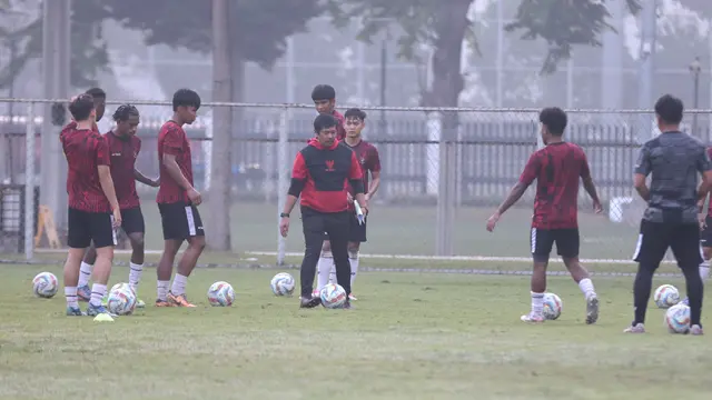 Riski Afrisal dan Indra Sjafri di Timnas Indonesia U-20