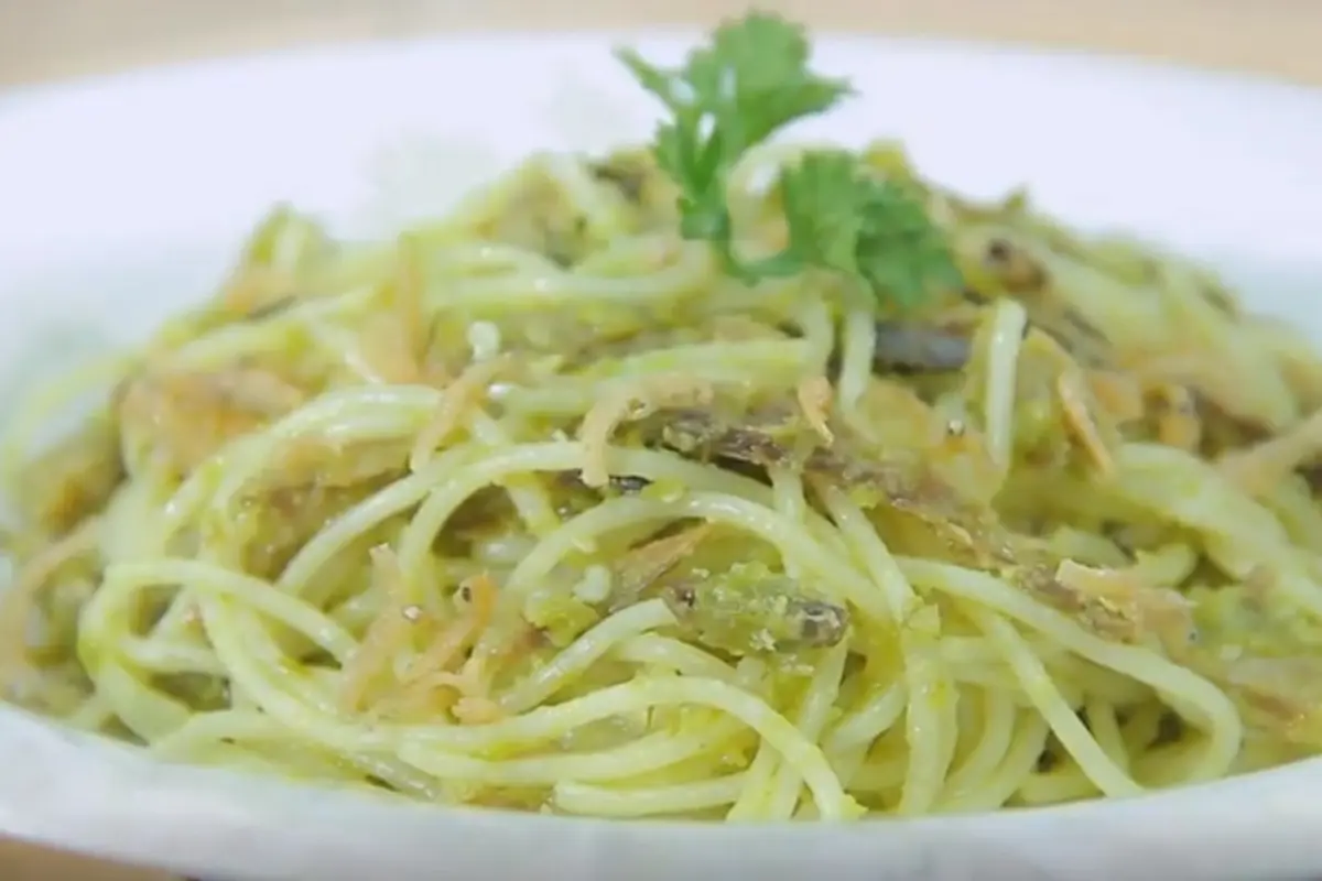 [Bintang] Resep Enak: Spaghetti Cakalang Cabai Hijau