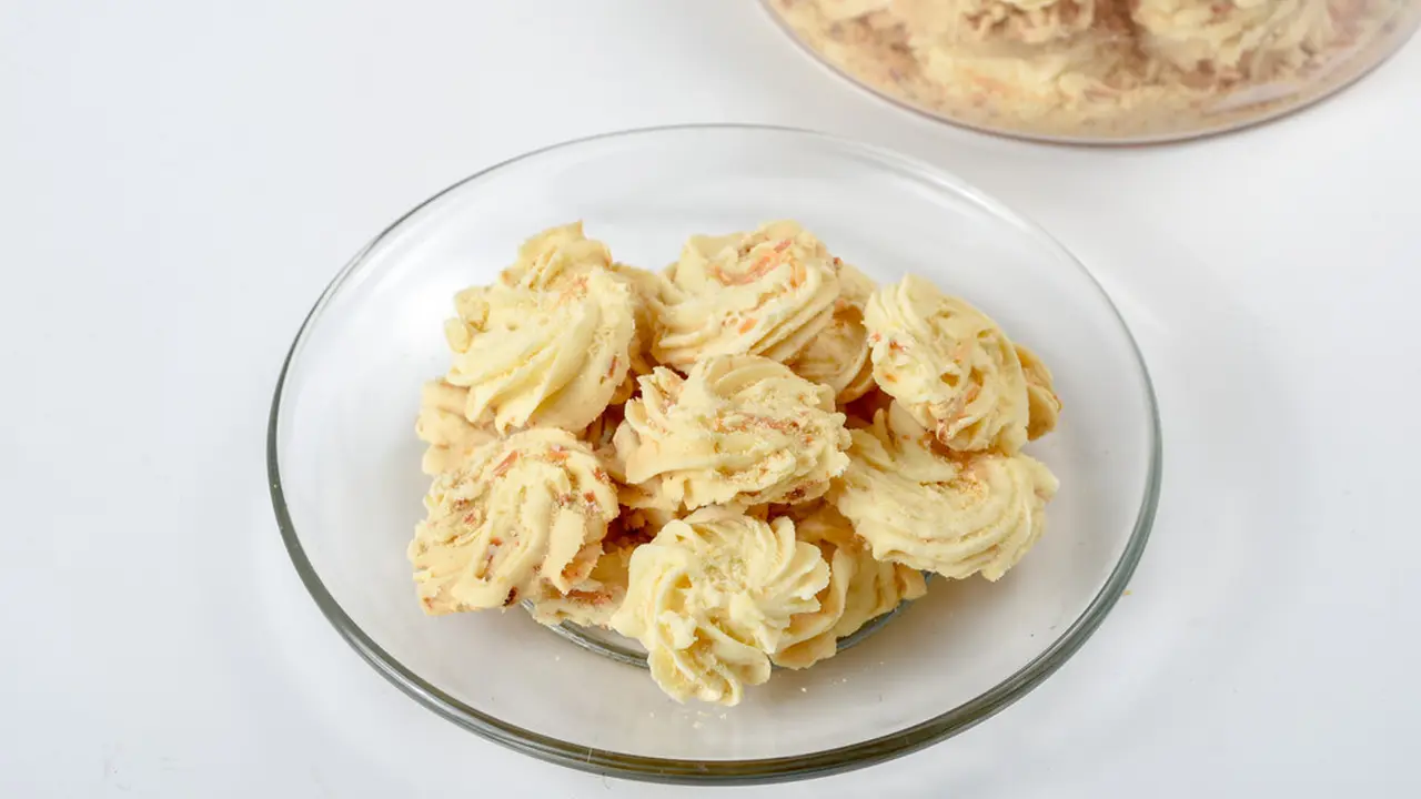 kue sagu
