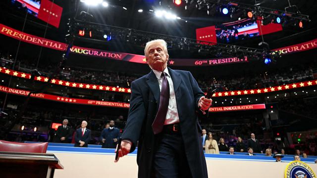 Didampingi JD Vance, Presiden Amerika Serikat Donald Trump Temui Pendukungnya di Capital One Arena