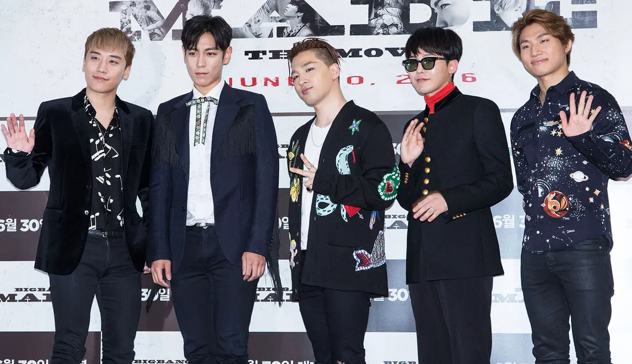 Seperti yang dilansir dari Soompi, Flower Road juga tercatat sebagai lagu terlaris di iTunes beberapa negara di dunia seperti Taiwan dan Selandia Baru. (Foto: billboard.com)