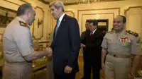 Menlu AS John Kerry dan Presiden Mesir Jenderal Abdel Fatah al-Sisi. (BBC)