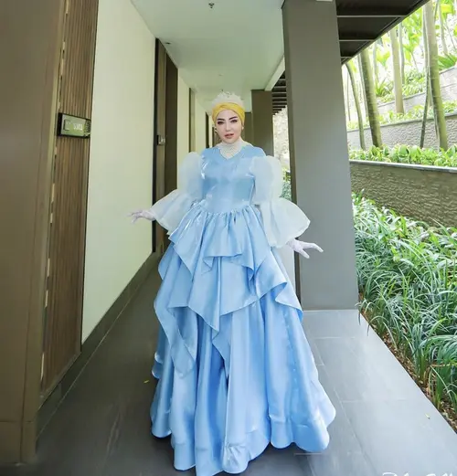 Cinderella gaun top
