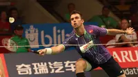Pebulutangkis tunggal putra Denmark, Jan O Jorgensen, saat bertanding melawan pebulutangkis Korea Selatan, Son Wan Ho, dalam Kejuaraan Dunia Bulutangkis 2015 di Istora Gelora Bung Karno, Senayan, Jakarta. Kamis (13/8/2015). (Bola.com/Arief Bagus)