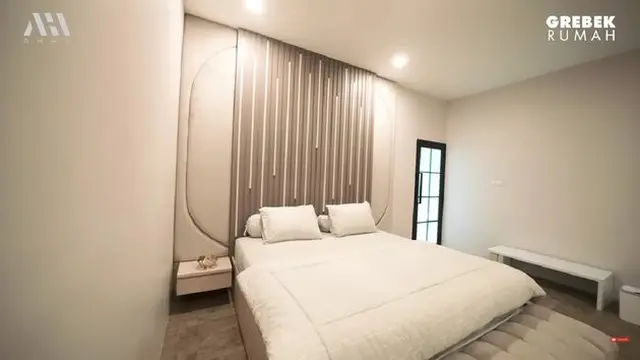 7 Potret Rumah Baru Cinta Laura, Punya Kedai Kopi Hingga Bisa Buat Nikahan