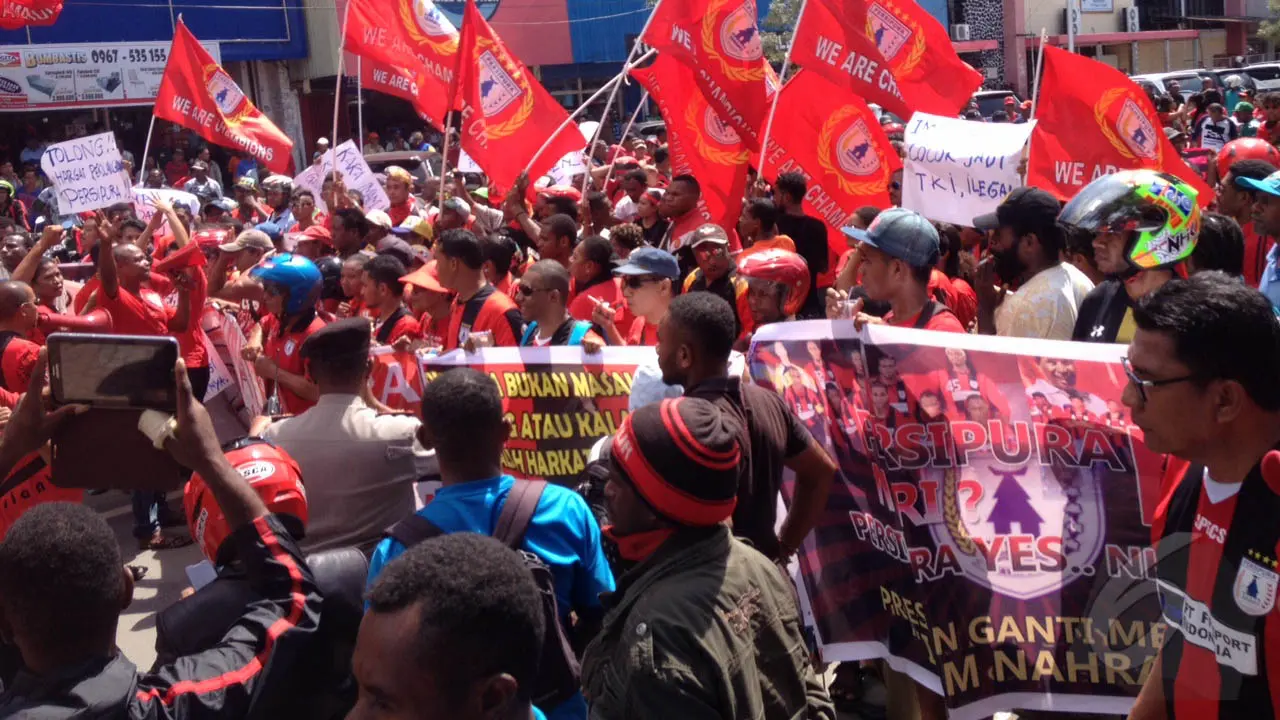 Persipura vs Pahang FA