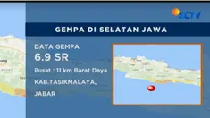Pusat gempa berlokasi di 11 kilometer barat daya Tasikmalaya kedalaman 107 kilometer