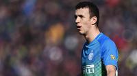 Gelandang Inter Milan, Ivan Perisic, saat tampil melawan Bologna pada laga Serie A di Stadion Dall'Ara, Bologna, Minggu (19/2/2017). (AFP/Filippo Monteforte)