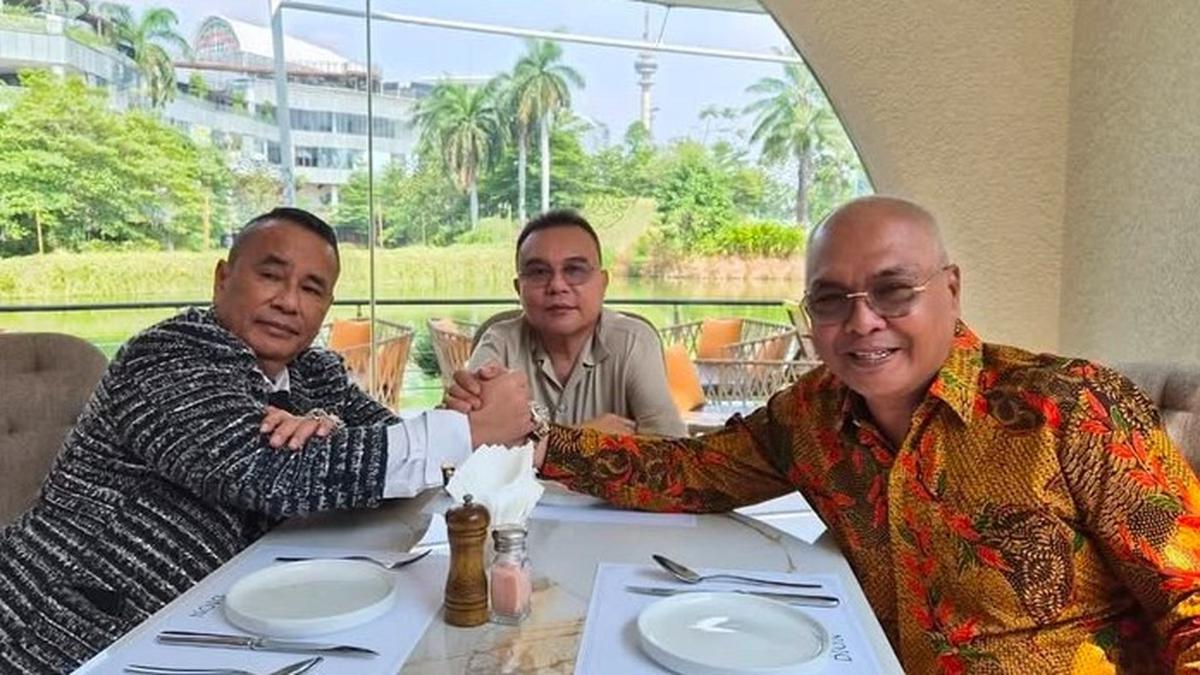 Di Balik Pertemuan Dasco, Hotman Paris dan Ketum PWI