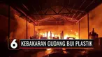 Sebuah gudang biji plastik di Tangerang, Banten, ludes terbakar pada Minggu (19/9) dini hari. Tiupan angin yang kencang dan banyaknya bahan mudah terbakar, membuat api sangat sulit dipadamkan.