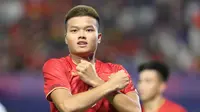 Selebrasi penyerang Timnas Vietnam U-22, Nguyen Van Tung setelah mencetak gol ke gawang Timnas Laos U-22 pada SEA Games 2023, Minggu (30/4/2023) malam WIB. (Dok. VFF)