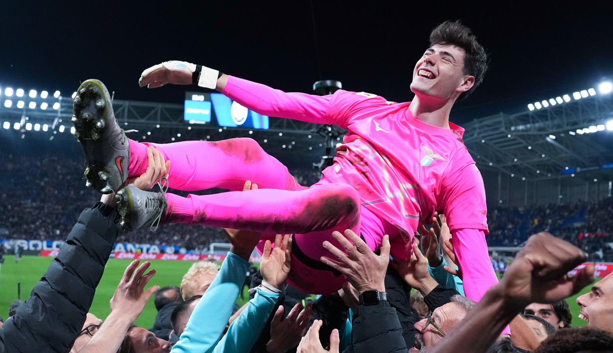 Lazio memastikan satu tempat di final Coppa Italia 2025/2026 setelah melewati laga penuh drama melawan Atalanta, Kamis (23/4/2026) dini hari WIB. Bertanding di New Balance Arena, Biancocelesti akhirnya keluar sebagai pemenang lewat adu penalti. (Spada/LaPresse via AP)