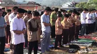 Shalat istisqa ratusan pelajar di Sukabumi, (Liputan6.com/Istimewa)