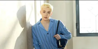 FENDI baru saja memperkenalkan kampanye digital terbaru untuk Pre-Collection Fall/Winter 2026. Kampanye ini menampilkan brand ambassasor FENDI, pemimpin sekaligus anggota boy group K-pop Stray Kids, Bang Chan. [Dok. FENDI]