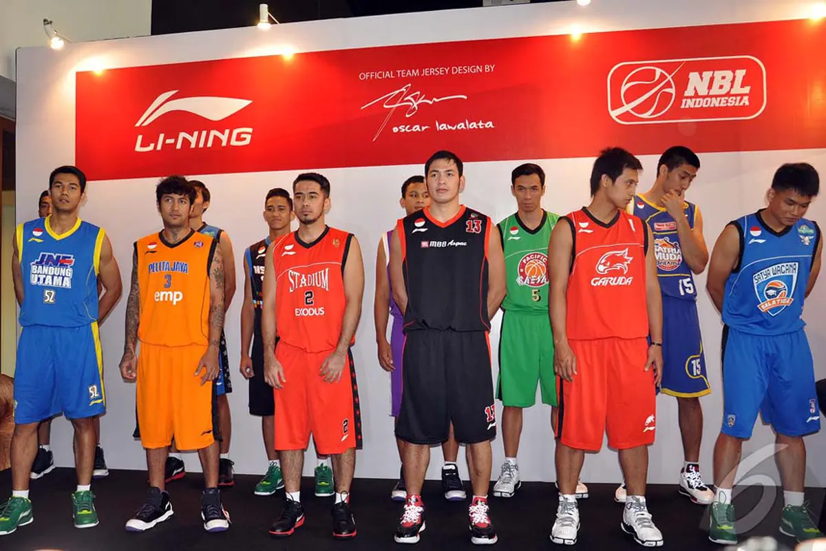 Ini Jersey NBL Rancangan Oscar Lawalata