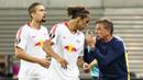 Akan tetapi, tawaran tersebut ditolak mantan pelatih RB Leipzig itu karena tak mau bekerja dengan waktu singkat. (AFP/Robert Michael)