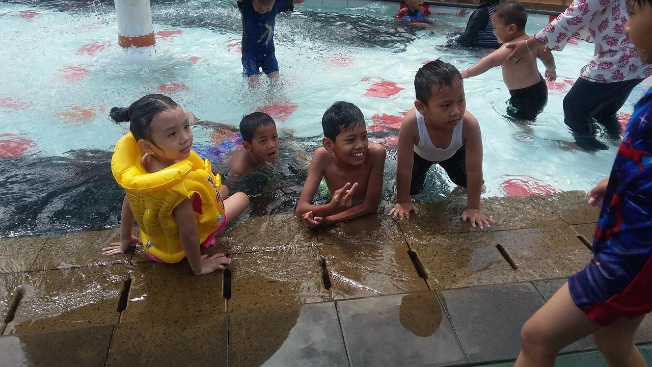 kolam renang
