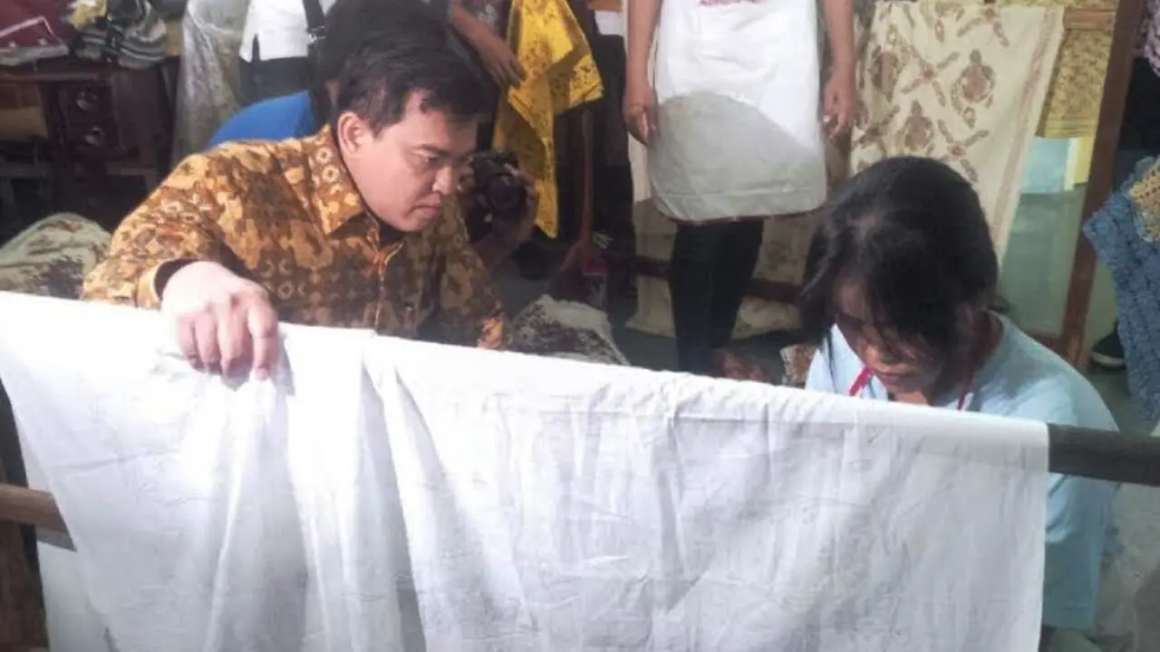 20160923-mary jane-yogyakarta-batik