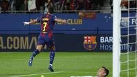 Ferran Torres (Barcelona) merayakan gol pembuka bersama rekan satu timnya dalam laga La Liga Spanyol melawan Getafe di Johan Cruyff Stadium, Spanyol, 21 September 2025. (AP Photo/Joan Monfort)