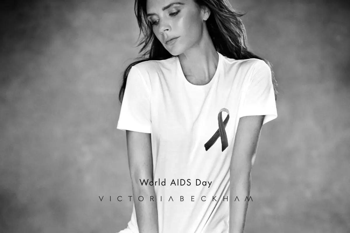 Cara Victoria Beckham Peringati Hari AIDS Dunia