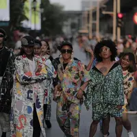 6 Potret Bonge dan Geng Citayam Fashion Week Catwalk Beneran, Bak Model Profesional (Sumber: Instagram/callathelabel)